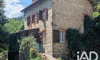 Maison 5 Pièces 110 m² à vendre à Saint-Pierre-sur-Doux (07520)
