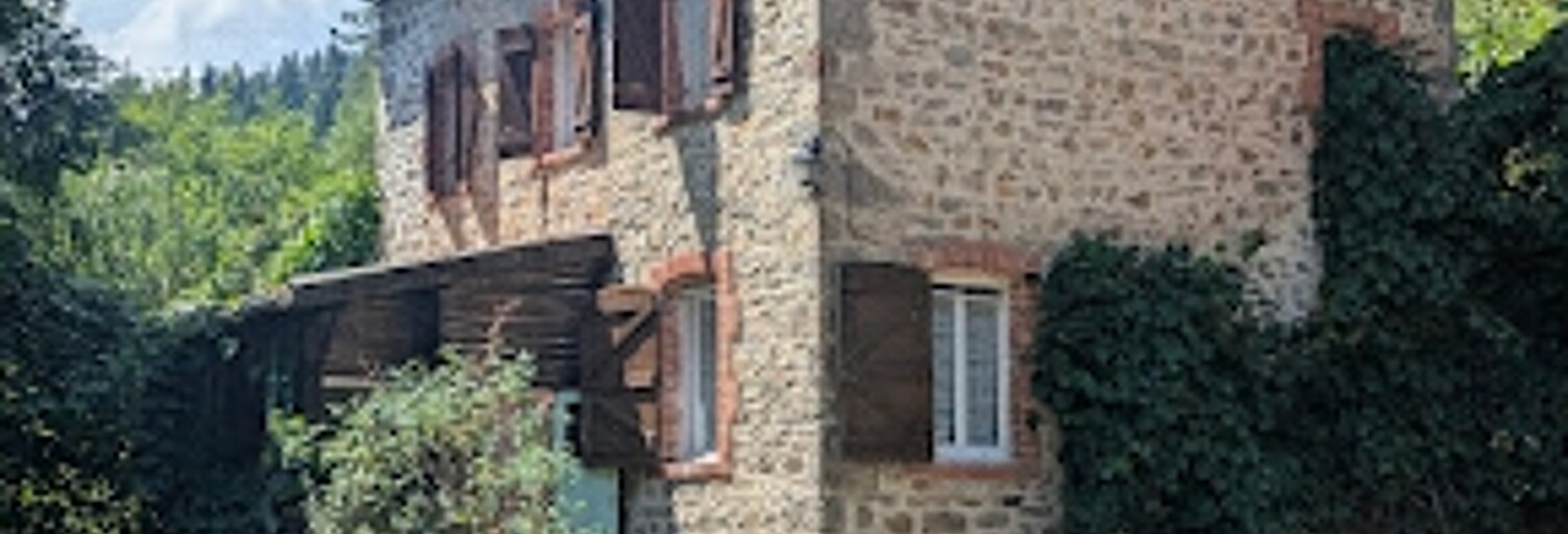 Maison 5 Pièces 110 m² à vendre à Saint-Pierre-sur-Doux (07520)