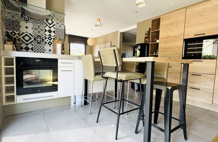 Vente Maison traditionnelle 8 pièces — photo 4