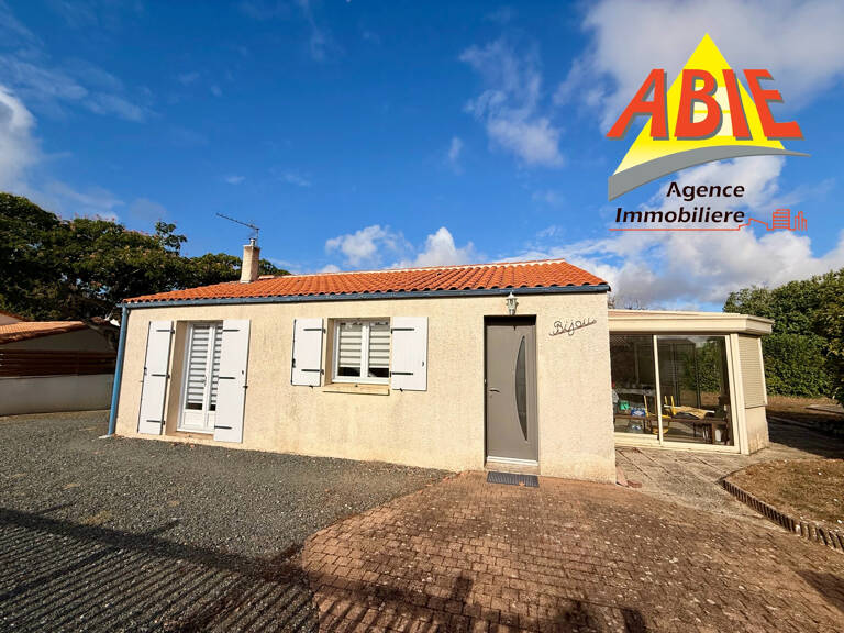 Maison de plain pied parfaitement entretenue de 80 m2 avec g — photo 1