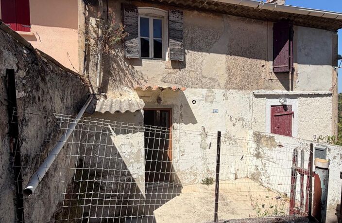 Maison en plein coeur du village Cabries à rénovée — photo 2