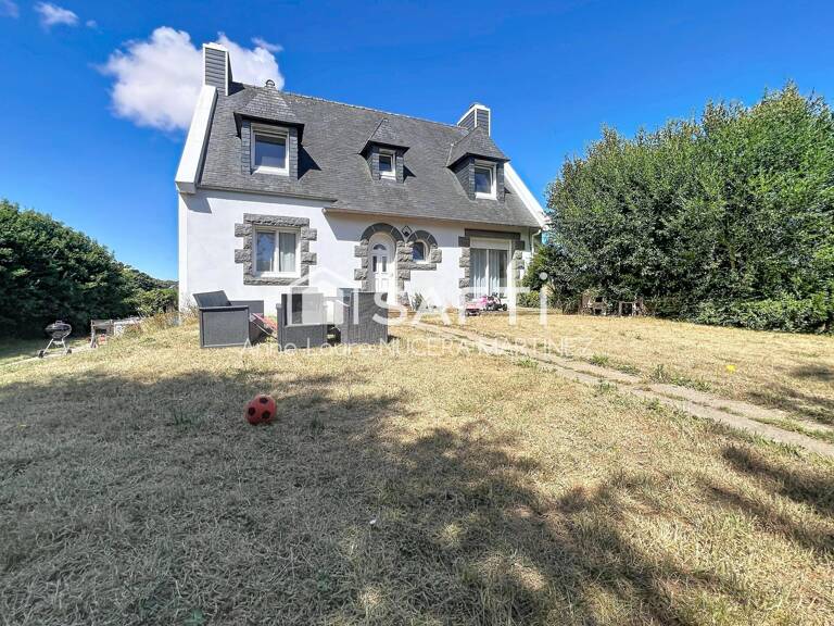 Maison néo-bretonne 4 chambres sur sous-sol complet, grand terrain. — photo 1