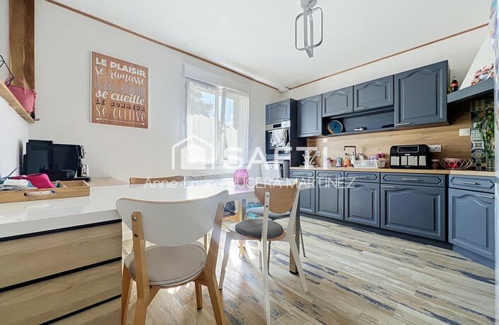 Maison néo-bretonne 4 chambres sur sous-sol complet, grand terrain. — photo 4