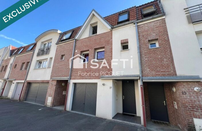 Maison de ville avec trois chambres, garage et jardin — photo 2