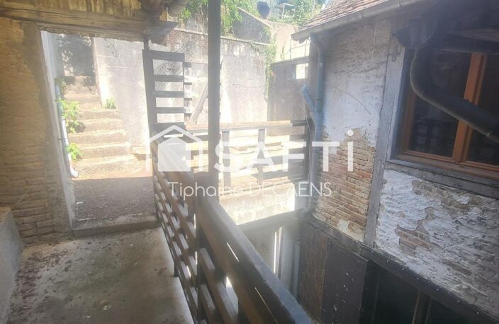 Maison Atypique sur 3 niveaux, Hyper centre, ideal investisseur ou 1er Achat. Travaux a Prévoir. — photo 4