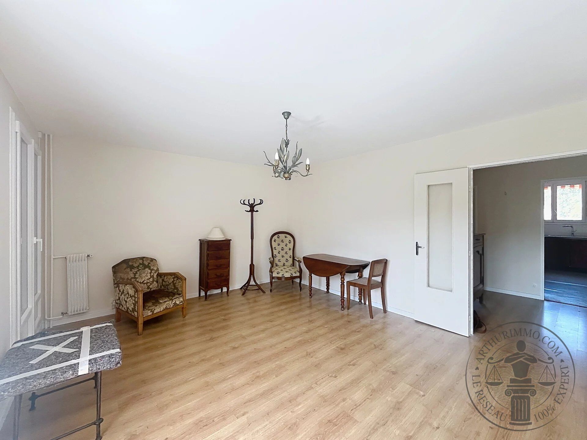 Appartement 3 pièces 68 m² · à Dourdan · 68 m² · 180 000 €