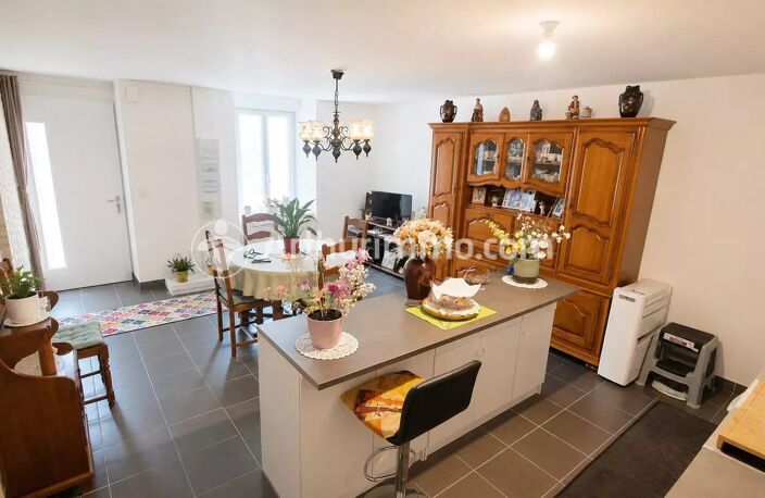 Maison de ville 111m² 4 pièces, 2 chambres — photo 2