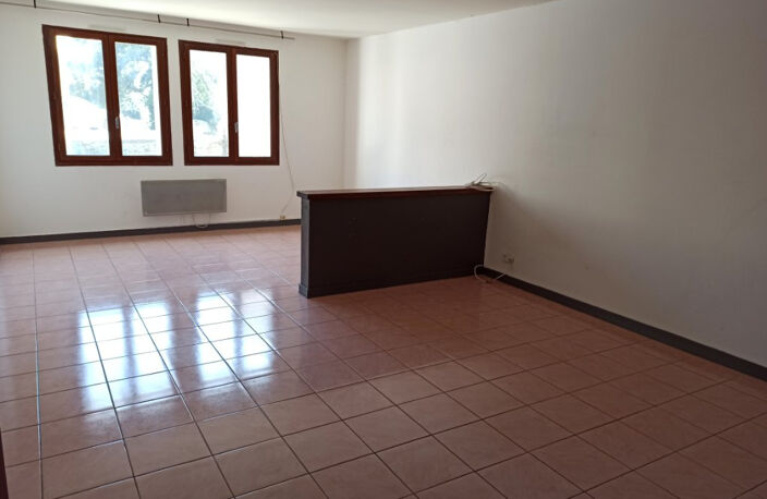 IMMEUBLE DE RAPPORT   4 LOGEMENTS LOUÉS + POTENTIEL D'ÉVOLUT — photo 3