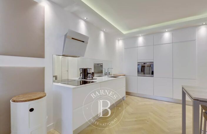 Lyon 6 - Tête D'Or - Appartement meublé et rénové de 69,12 m² - 2 Chambres — photo 3