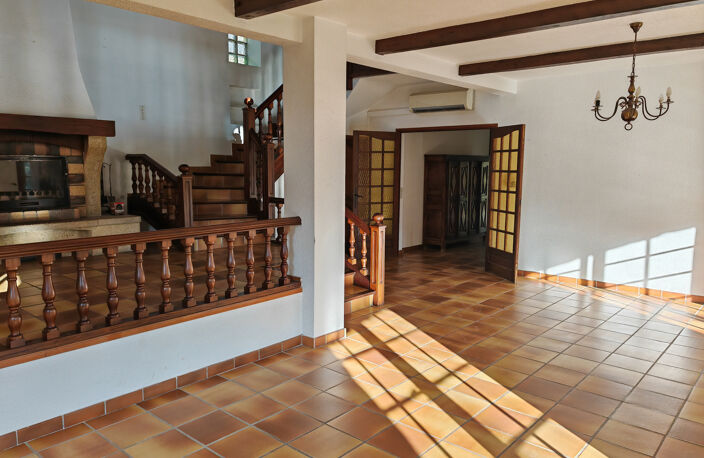 Dpt Hérault à vendre SAINT MARTIN DE LONDRES proche, VILLA F — photo 2