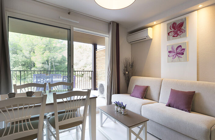 Remoulins : appartement avec terrasse 2 pièces à acheter — photo 3