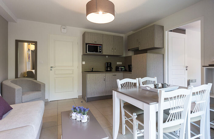 Remoulins : appartement avec terrasse 2 pièces à acheter — photo 4