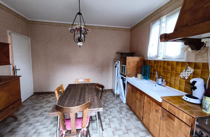 Maison familiale avec sous-sol complet et terrain clos — photo 5