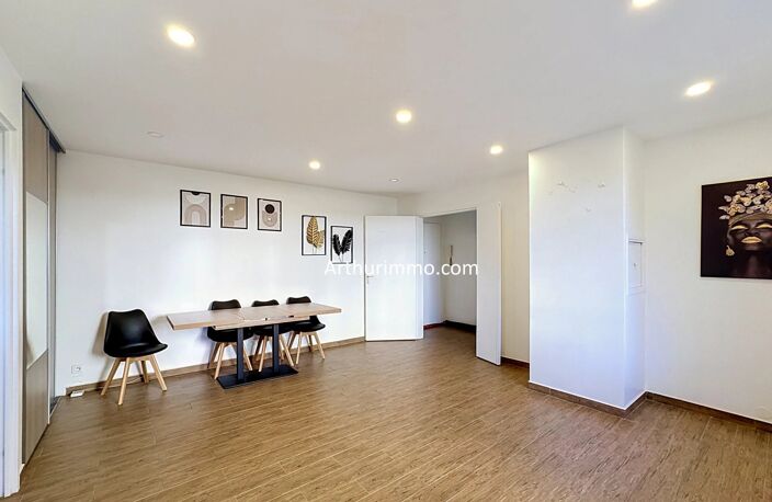 À vendre – Appartement 2 pièces à Créteil L'Échat — photo 2