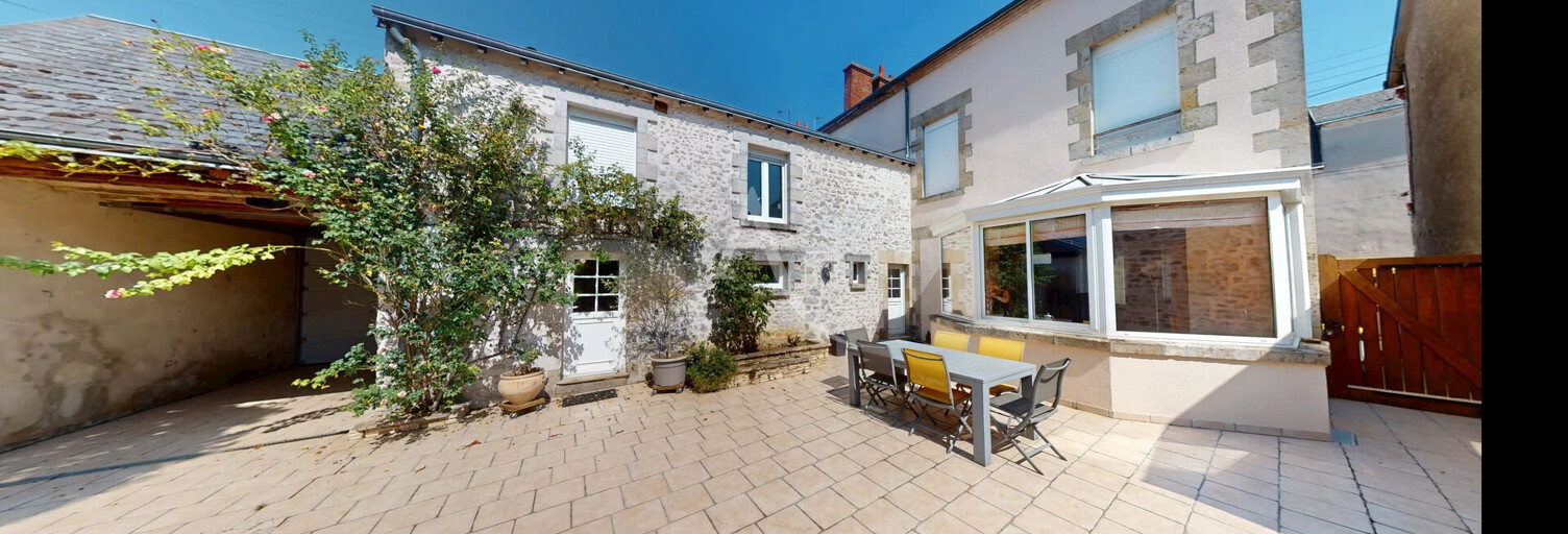 Maison 8 Pièces 206 m² à vendre à Neuville-aux-Bois (45170)