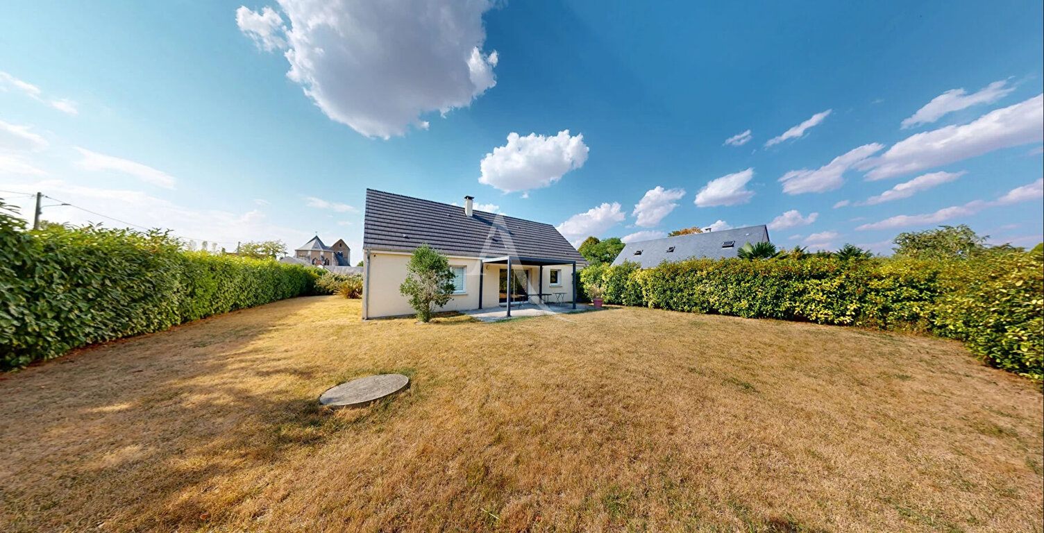 Maison  4 pièce(s) 82.30 m2 SAINT-LYÉ-LA-FORÊT — photo 1