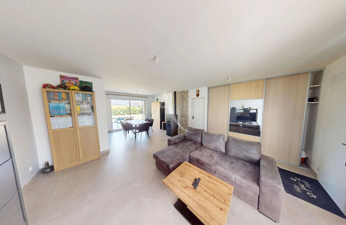Maison  4 pièce(s) 82.30 m2 SAINT-LYÉ-LA-FORÊT — photo 2