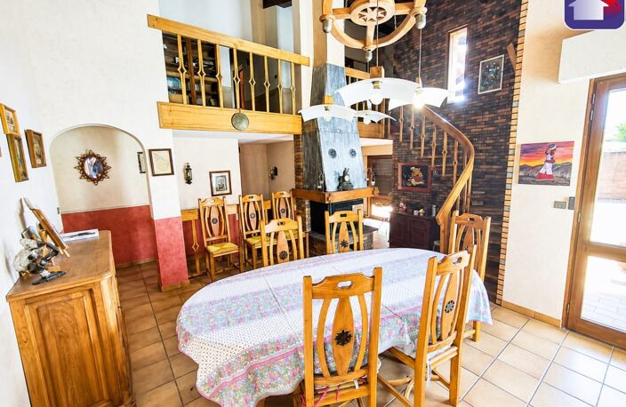 Vente maison 5 pièces 184 m² Miremont (31190) — photo 3