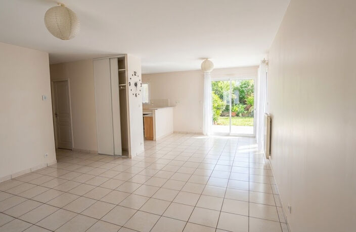 BEAU PLAIN PIED SECTEUR EST — photo 5
