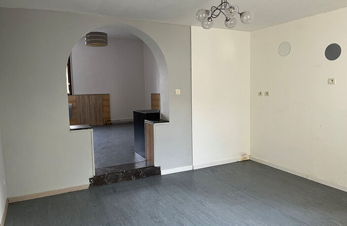 MAISON EN VILLE - QUARTIER COMMISSARIAT — photo 5