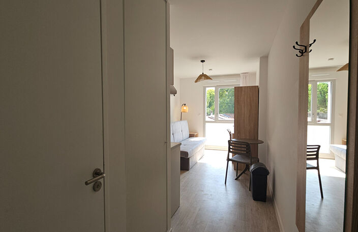 APPARTEMENT STUDIO ETUDIANT LES MINIMES — photo 3