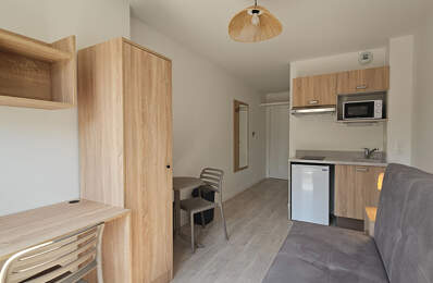 STUDIO MEUBLE A L'ANNEE — photo du bien