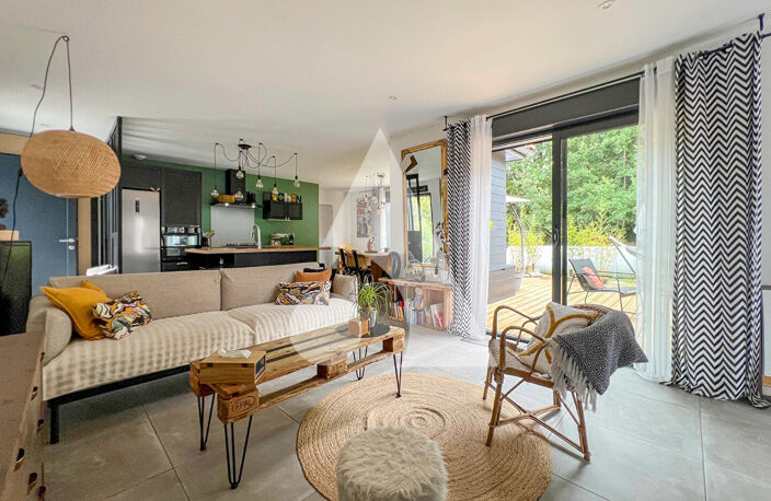 Maison ossature bois de 2022, 169 m², 6 chambres, à l'orée d'un bois — photo 2