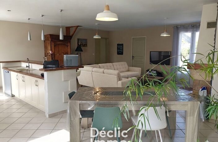 CHÉRAC 17610 - Pavillon 123m²- 4 chambres — photo 2
