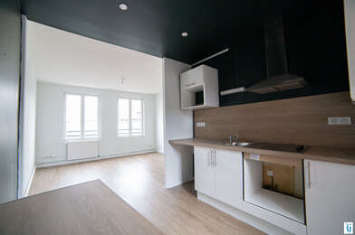 Appartement 3 pièces 970 €