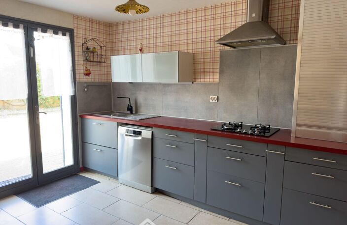 Maison - 105m² - Saint Mathurin Sur Loire — photo 3