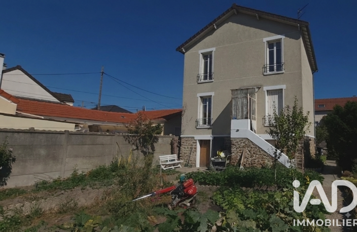 Vente Maison/villa 5 pièces — photo 2
