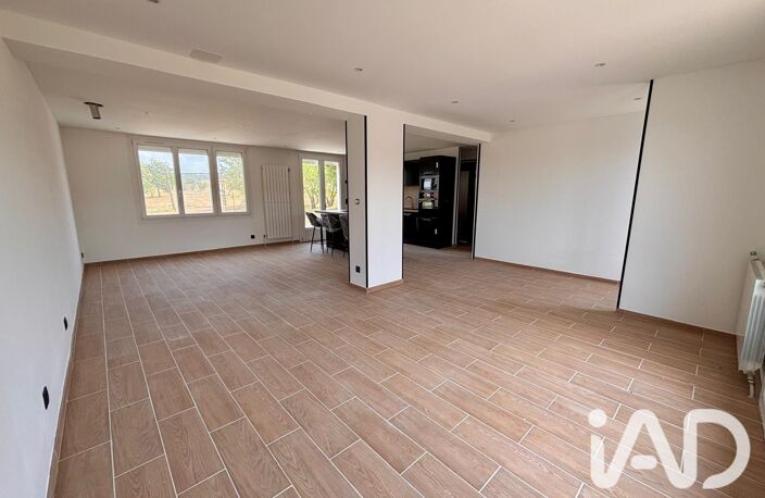 Vente Maison/villa 5 pièces — photo 2