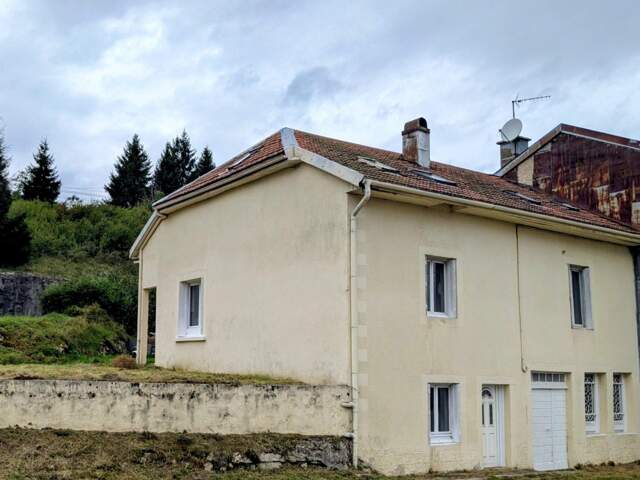 Maison mitoyenne 147 m2 de 2 logements — photo du bien