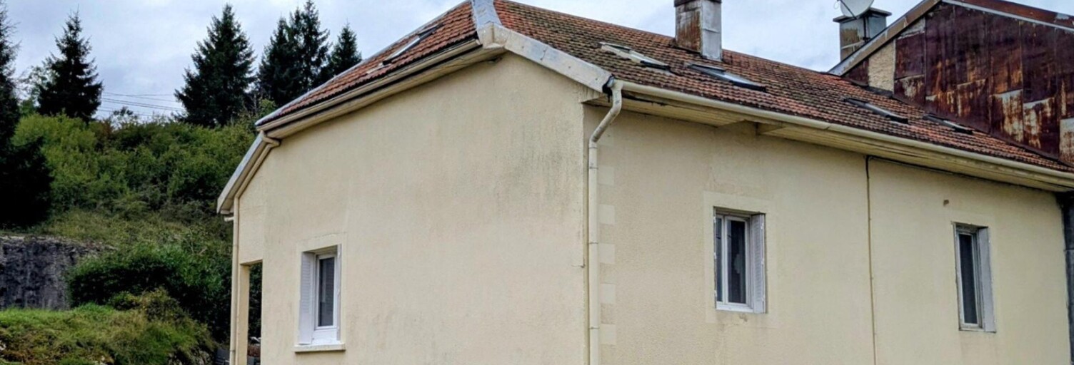 Maison 9 Pièces 147 m² à vendre à La Chaumusse (39150)