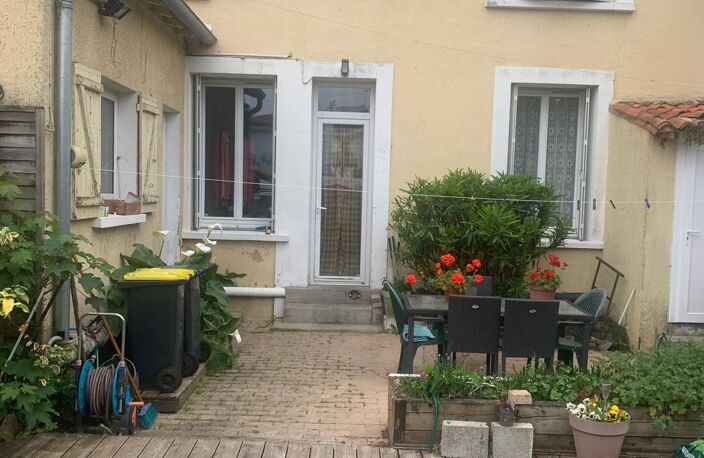 Vente Maison de ville 5 pièces — photo 2