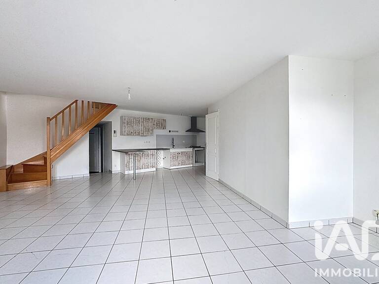 Location Appartement 4 pièces — photo 1