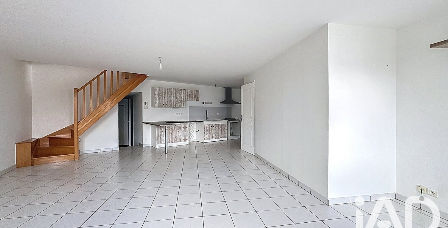 Location Appartement 4 pièces — photo 1