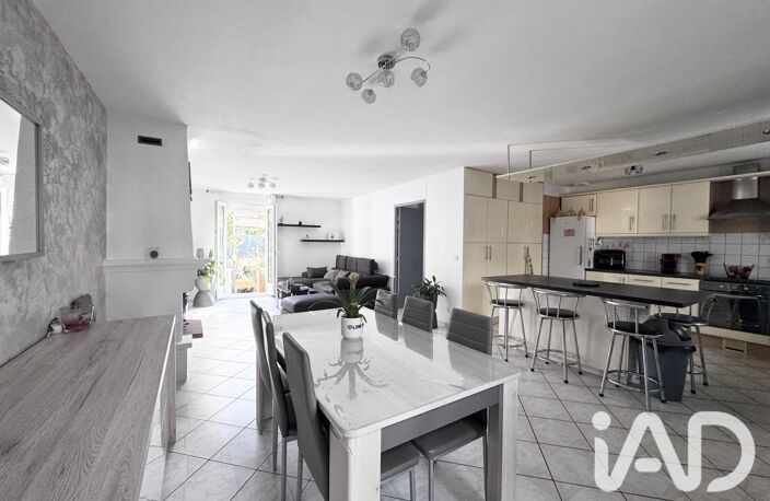 Vente Maison/villa 6 pièces — photo 2