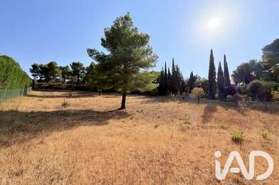 Terrain  275000 €