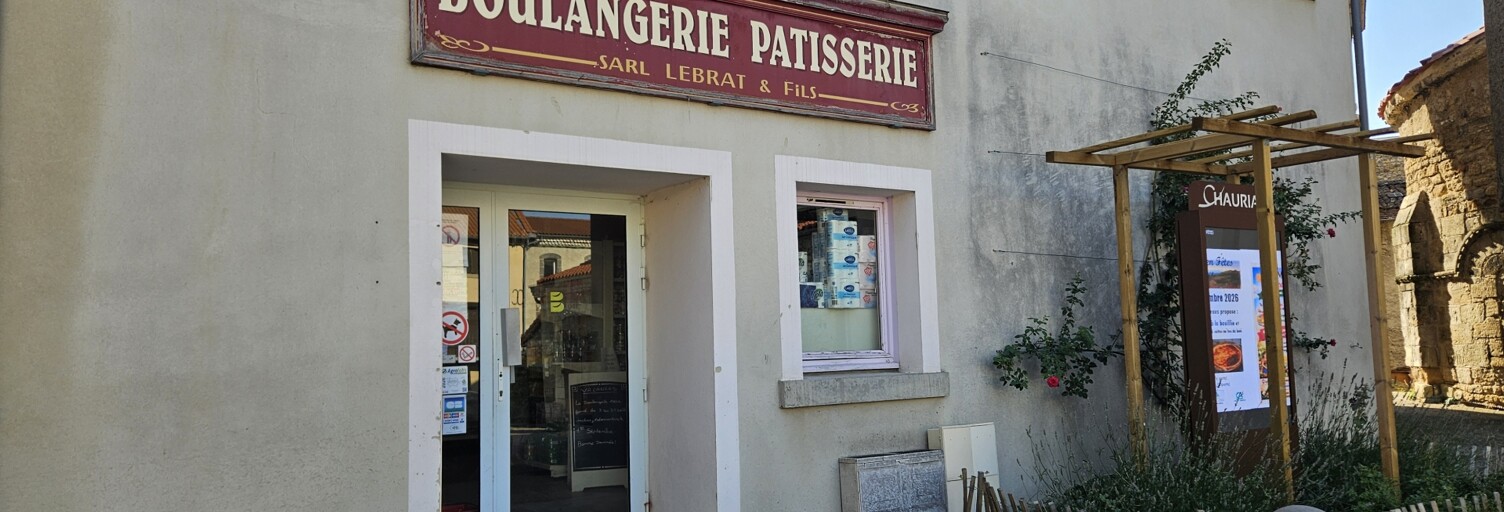 Commerce  287 m² à vendre à Chauriat (63117)
