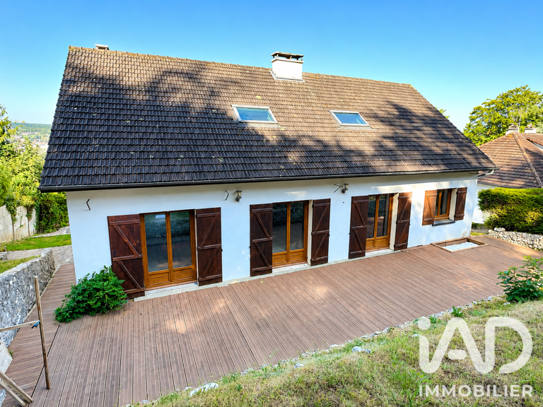 Vente Maison/villa 8 pièces — photo 1