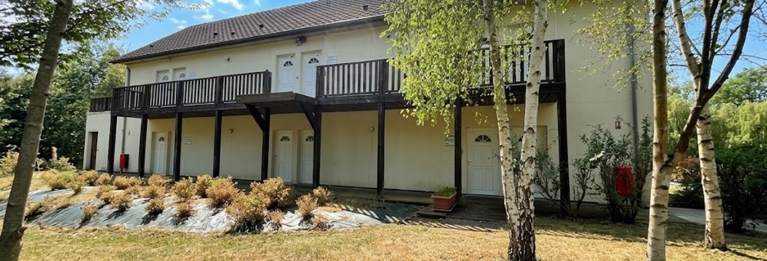 Immeuble  1061 m² à vendre à Sainte-Gemme-Moronval (28500)