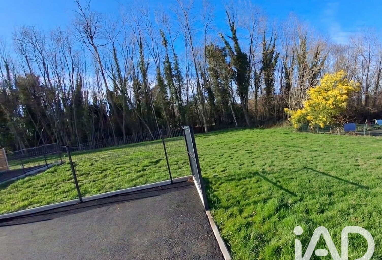 Vente Terrain à bâtir 889 m&sup2; — photo 1