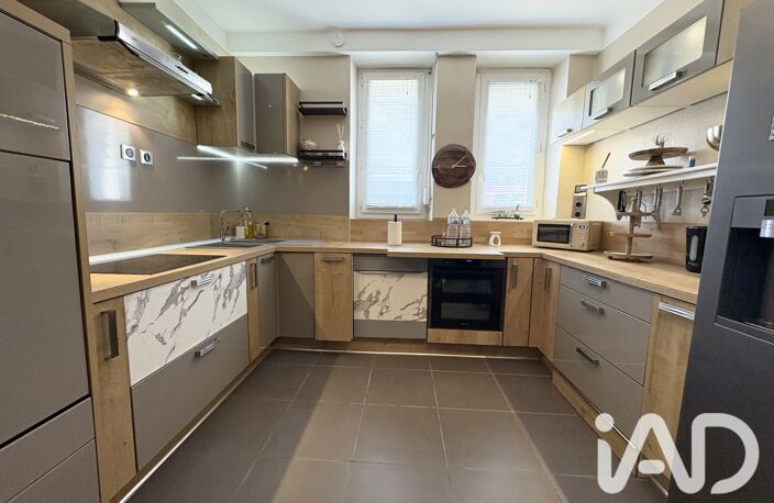 Vente Maison/villa 6 pièces — photo 3