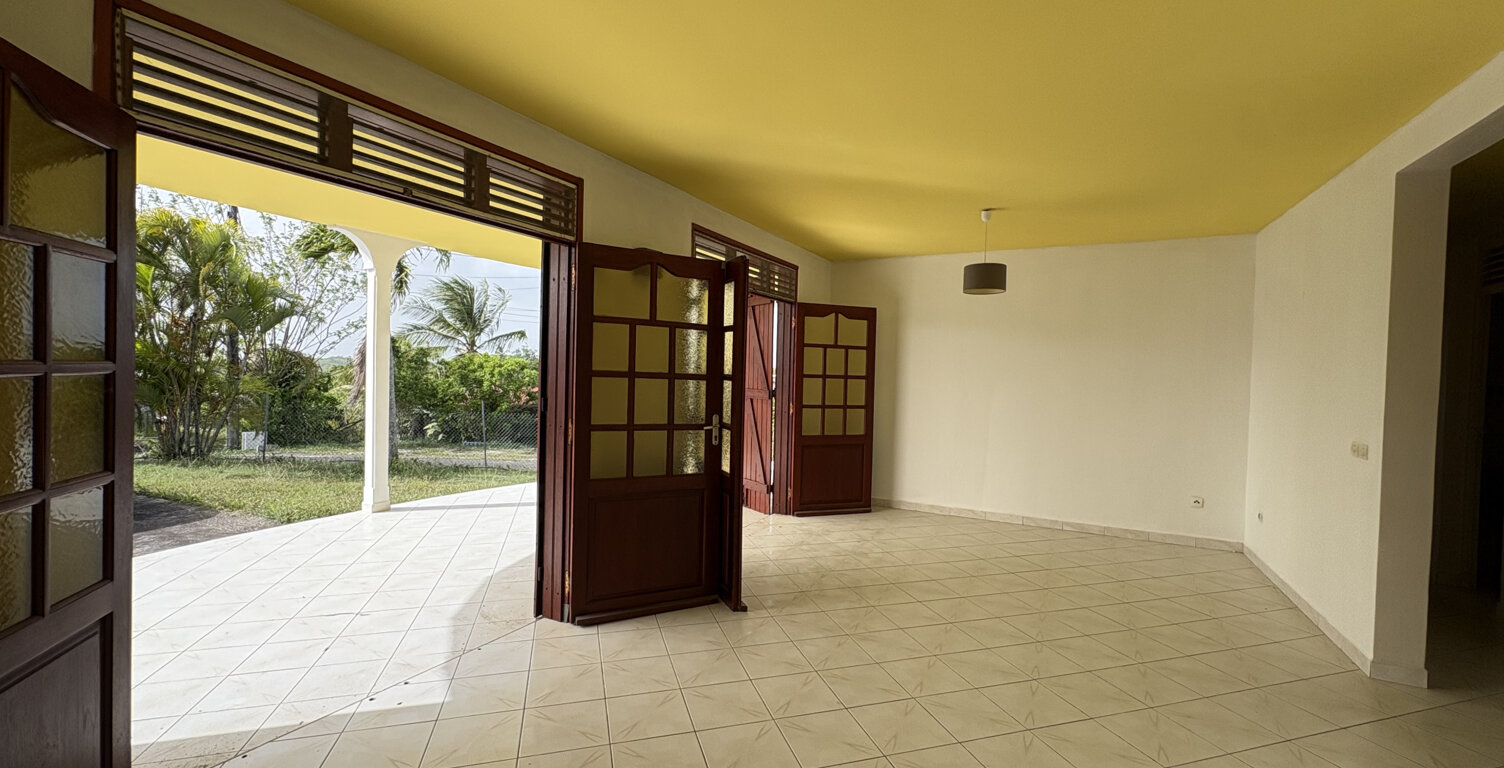 MAISON T4 VIDE GRAND BOIS GOSIER — photo 1