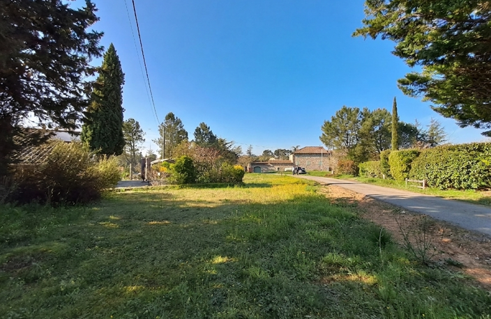 Terrain de 760 m2 à Lablachère — photo 3