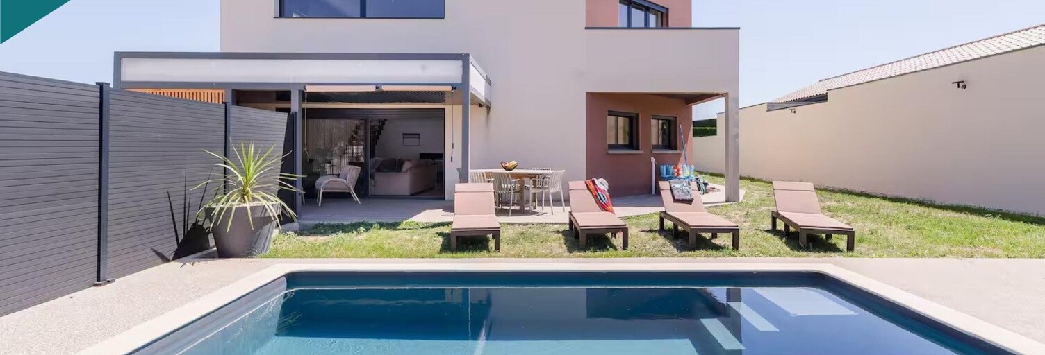 Maison 7 Pièces 222 m² à vendre à Beauvoir-de-Marc (38440)