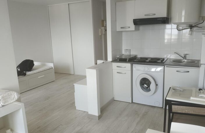 Studio 29m² centre ville — photo 3
