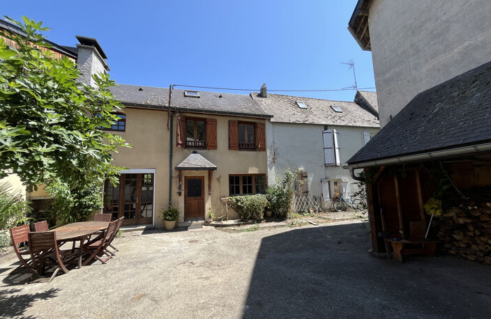 ENSEMBLE IMMOBILIER À FORT POTENTIEL EN CENTRE-VILLE D'ARGEL — photo 2