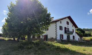 Maison 10 Pièces 183 m² à vendre à Armendarits (64640)